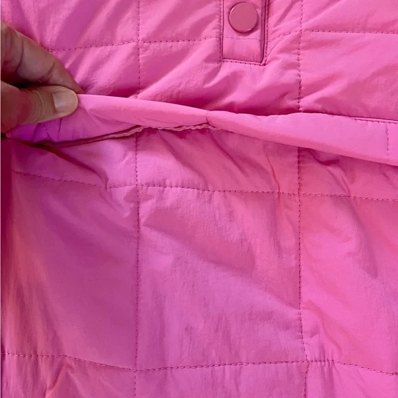 Quilted Pullover Packable Puffer Jacket Oversized Barbie Bubblegum Pink NWOT - Picture 11 of 13